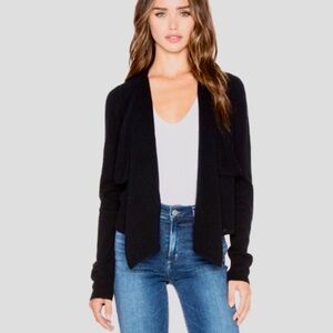 Vince - Elegant black cashmere sweater
